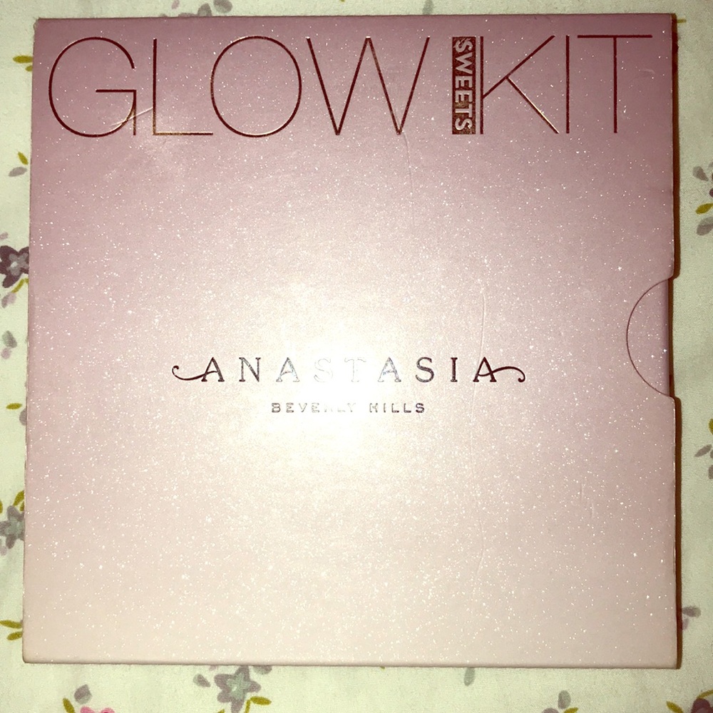 Anastasia Beverly Hill’s Glow kit (Sweets)